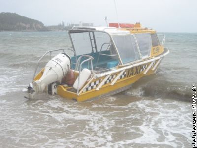 le taxis boat